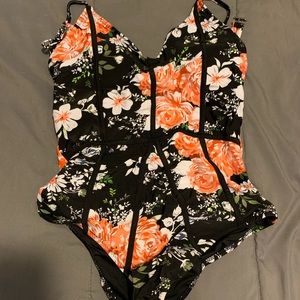 Cupshe one piece medium